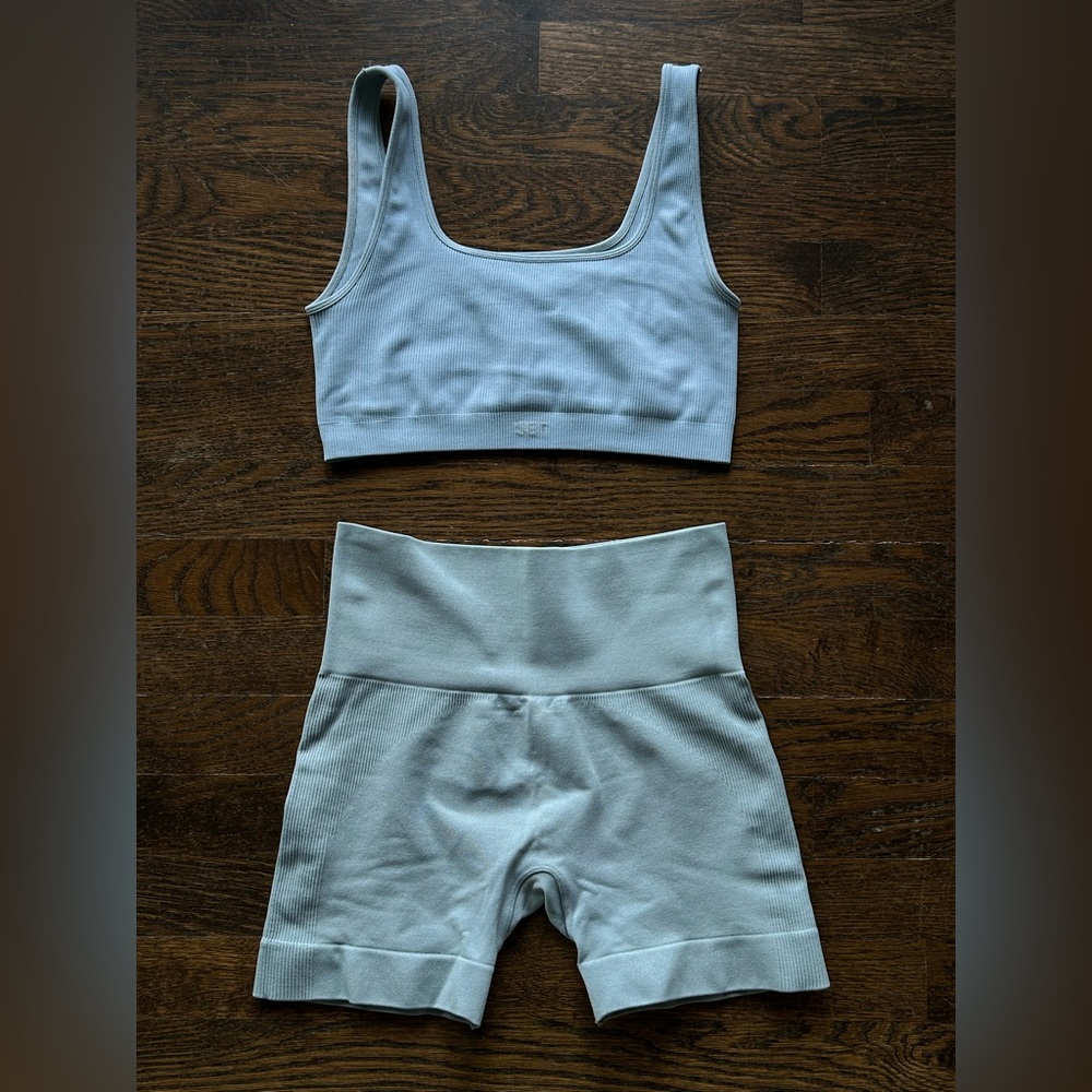 Set Active Workout Set. (Includes Both Top And Bo… - image 1